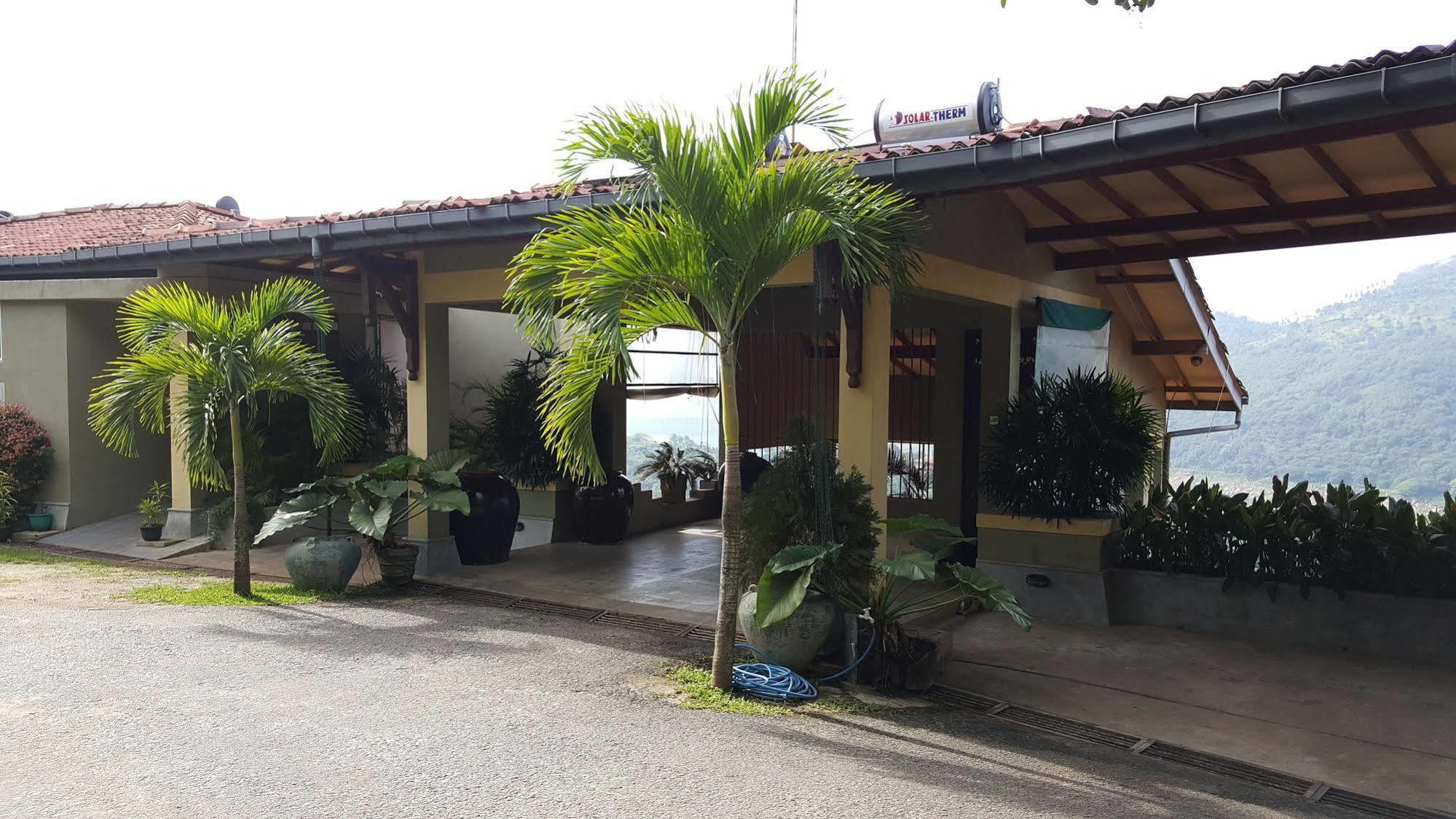 Albatross Boutique Villa كاندي المظهر الخارجي الصورة
